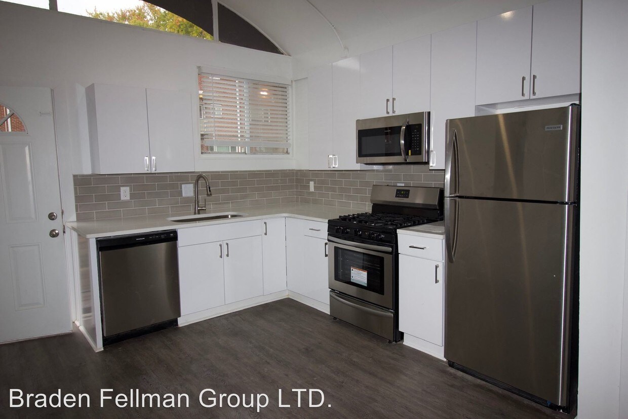 Foto principal - 1170 Woodland Ave NE