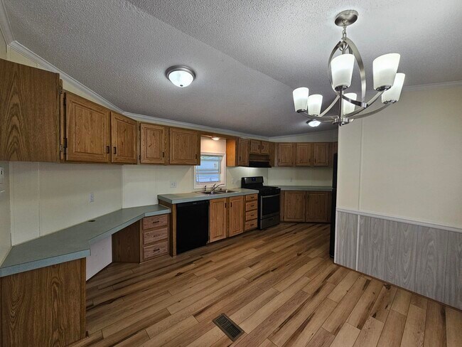 Foto del edificio - 25 Mapledale Acres