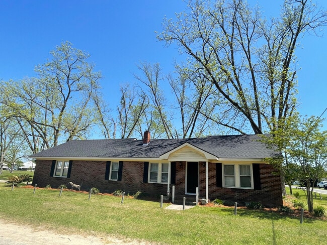 Building Photo - 67 Mendes Plum Rd