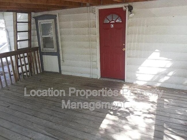 Building Photo - 925 Alabama St