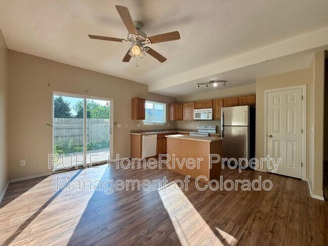 Building Photo - 691 Hailey Glenn View