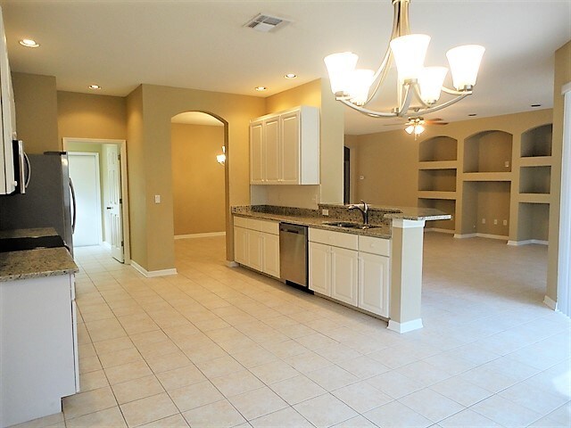 Building Photo - 12425 Riverglen Drive