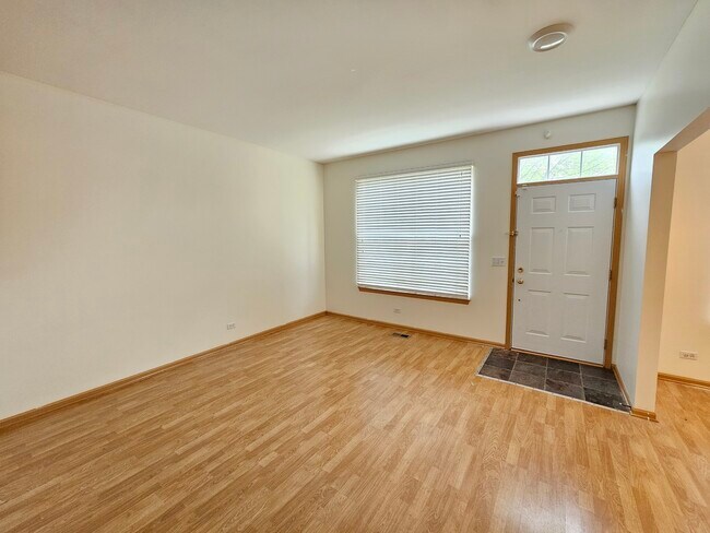 Building Photo - 1859 Westridge Pl