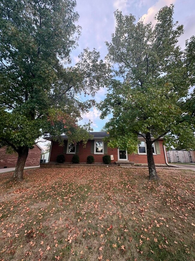 Building Photo - 3608 Fox Run Rd