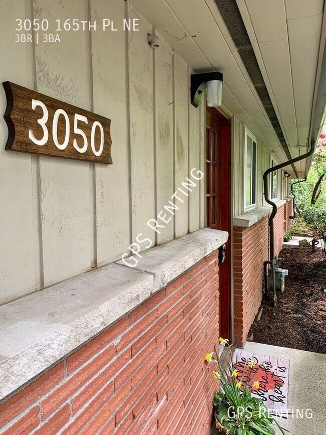 Building Photo - Single story 3 bedroom close to Microsoft