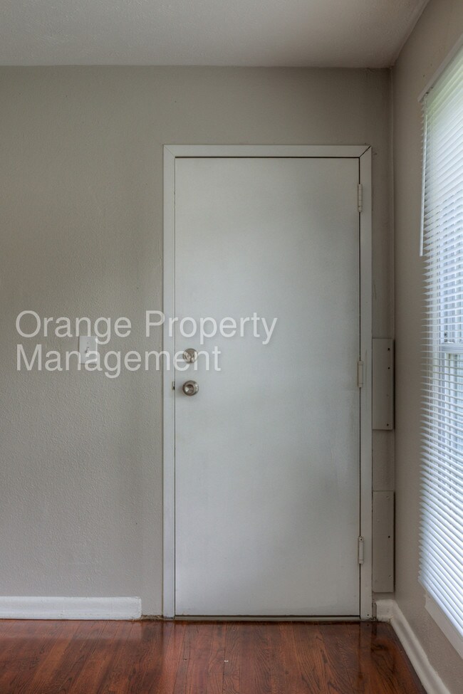 Building Photo - FONTENELLE VIEW