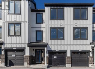 Building Photo - 748 Kinstead Private