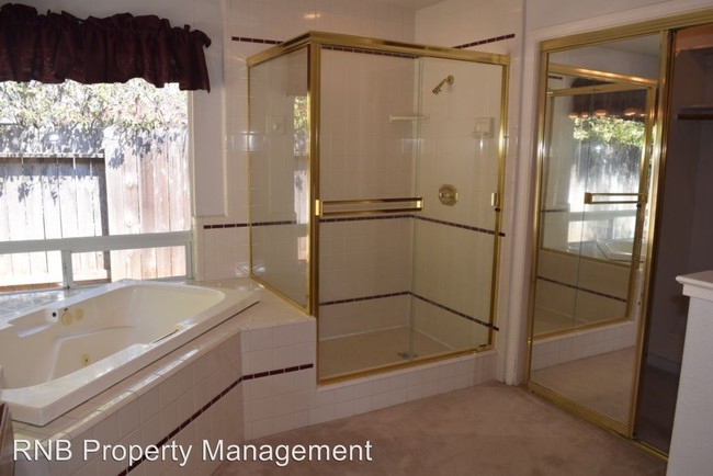Foto del edificio - 4 br, 3 bath House - 2511 Sullivan Drive
