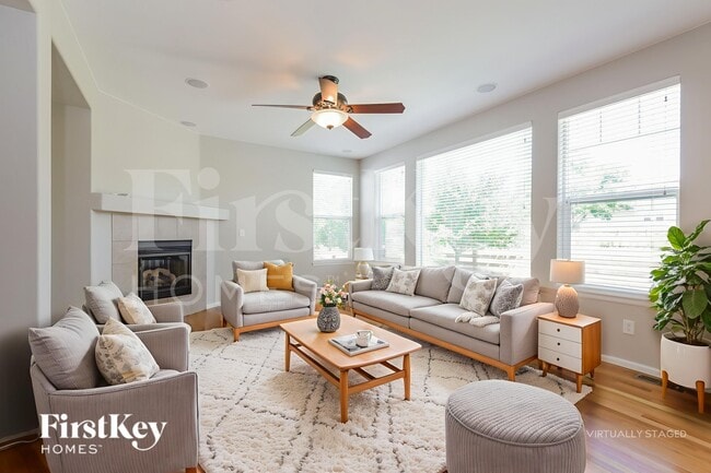 Building Photo - 10518 Ouray St