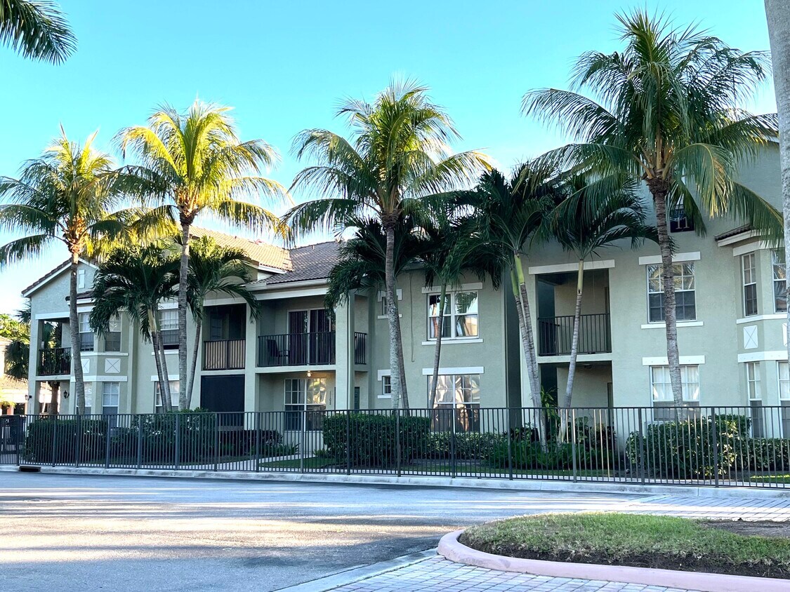 1108 Belmont Pl, Boynton Beach, FL 33436 Condo for Rent in Boynton Beach, FL