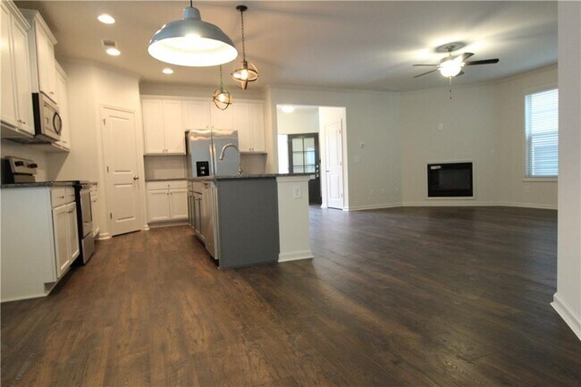 Foto del edificio - 5408 Falling Branch Ct
