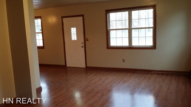Building Photo - 160 Brace Ave
