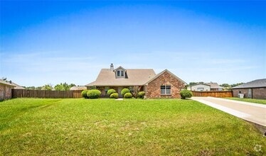 Building Photo - 141 Shumard Dr