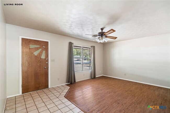 Foto del edificio - 1236 Rivercrest Dr