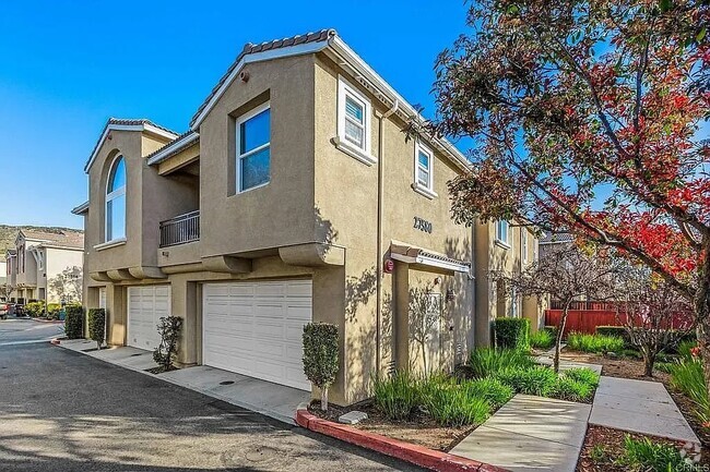 Building Photo - 27580 Darrington Ave