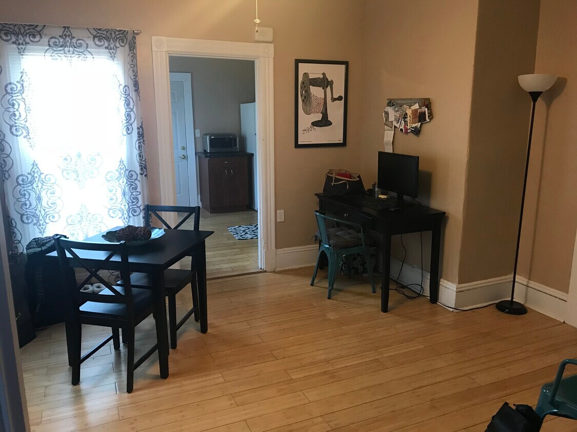 564 Cartier St Unit 1, Manchester, NH 03102 Apartments in Manchester