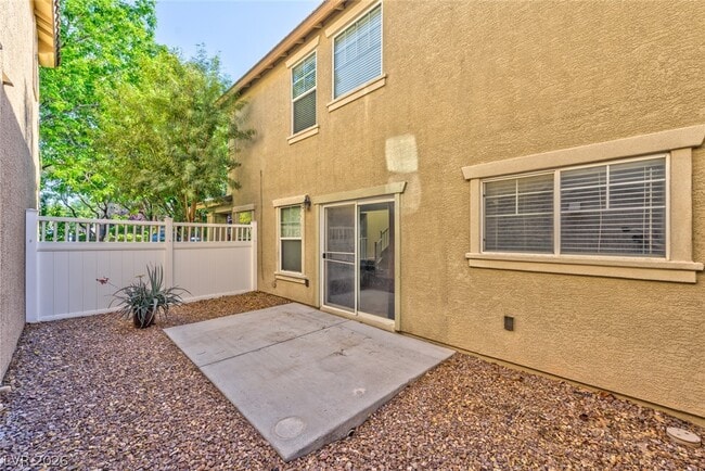 Building Photo - 3164 Degas Tapestry Ave