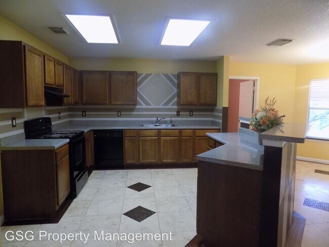 Building Photo - 4 br, 2.5 bath House - 706 Empresario Dr