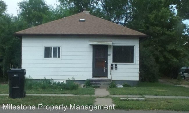 Building Photo - 819 Orr St