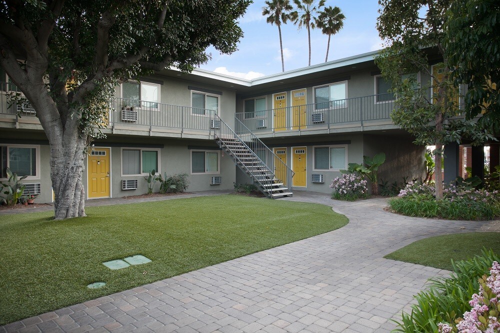 California Palms Apartments In Santa Ana Ca Westside Rentals