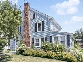 Building Photo - 116 Villa St