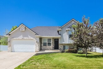 Building Photo - 2353 N 400 W
