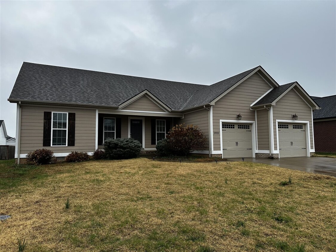 Building Photo - 2922 Gunsmoke Trail Way