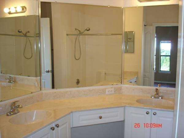 Foto del edificio - 2773 Via Cipriani Via