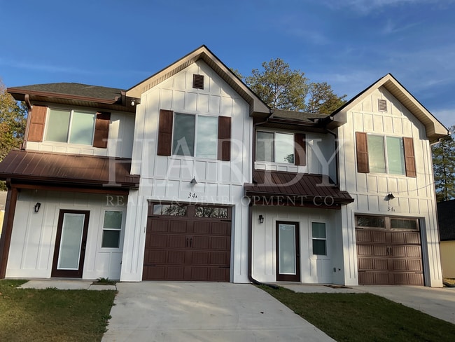 Building Photo - 34 A&amp;B Lyons Dr