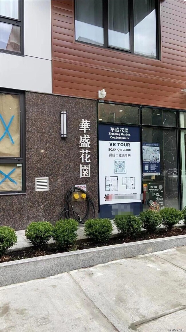 Foto del edificio - 14425 Sanford Ave