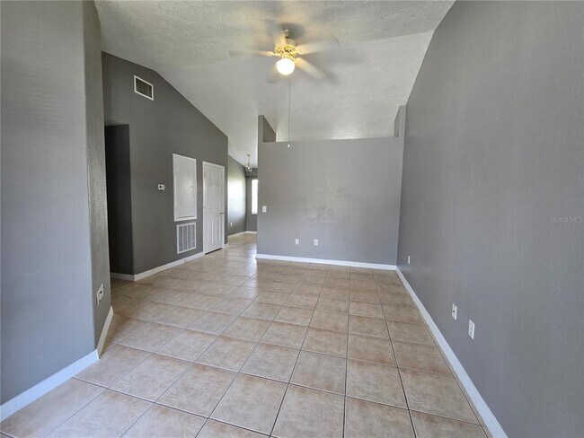 Foto del edificio - 3113 Julia Ct