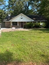 Building Photo - 227 Sequoia Cir