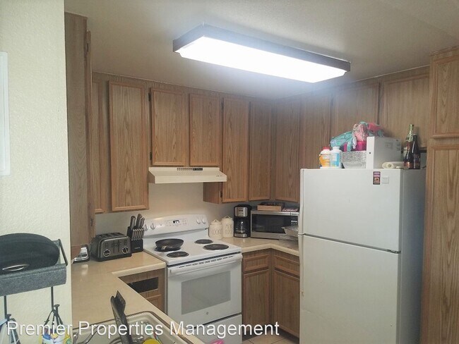 Building Photo - 2 br, 2 bath House - 856 Tamayo Dr #1