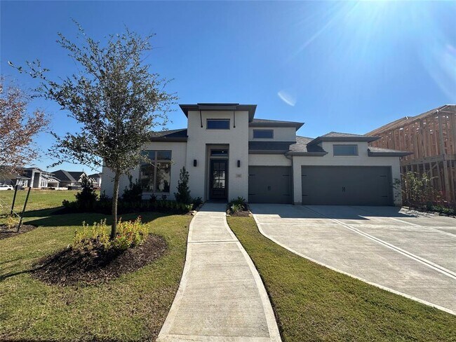 Foto del edificio - 5411 Holly Holw Ln