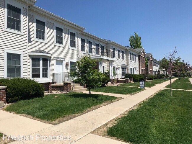 Building Photo - 2519 Bristol Dr