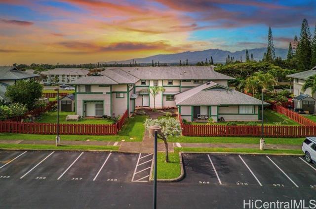 Building Photo - 95-1048-1048 Kuauli St