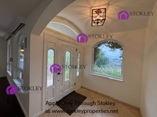 Building Photo - 121 Monte Sereno