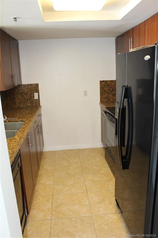 Foto del edificio - 1690 SW 27th Ave