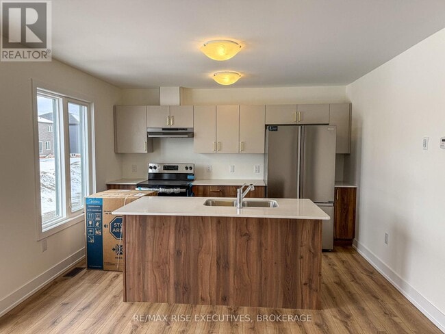 Building Photo - 64 Dusenbury Dr.