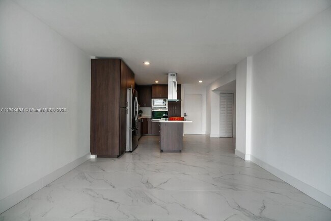 Foto del edificio - 1800 NW 24th Ave