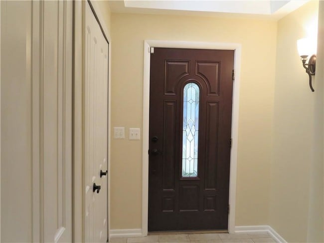 Building Photo - 2167 Sunnycrest Dr