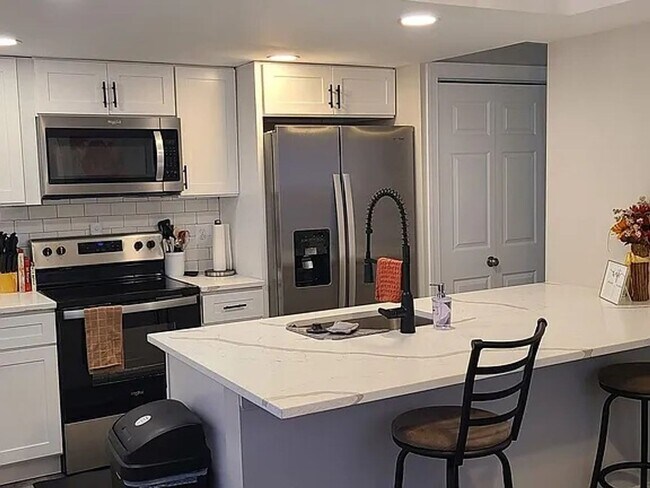 Foto del edificio - Charming 3BR Townhome in Hyattsville - Per...