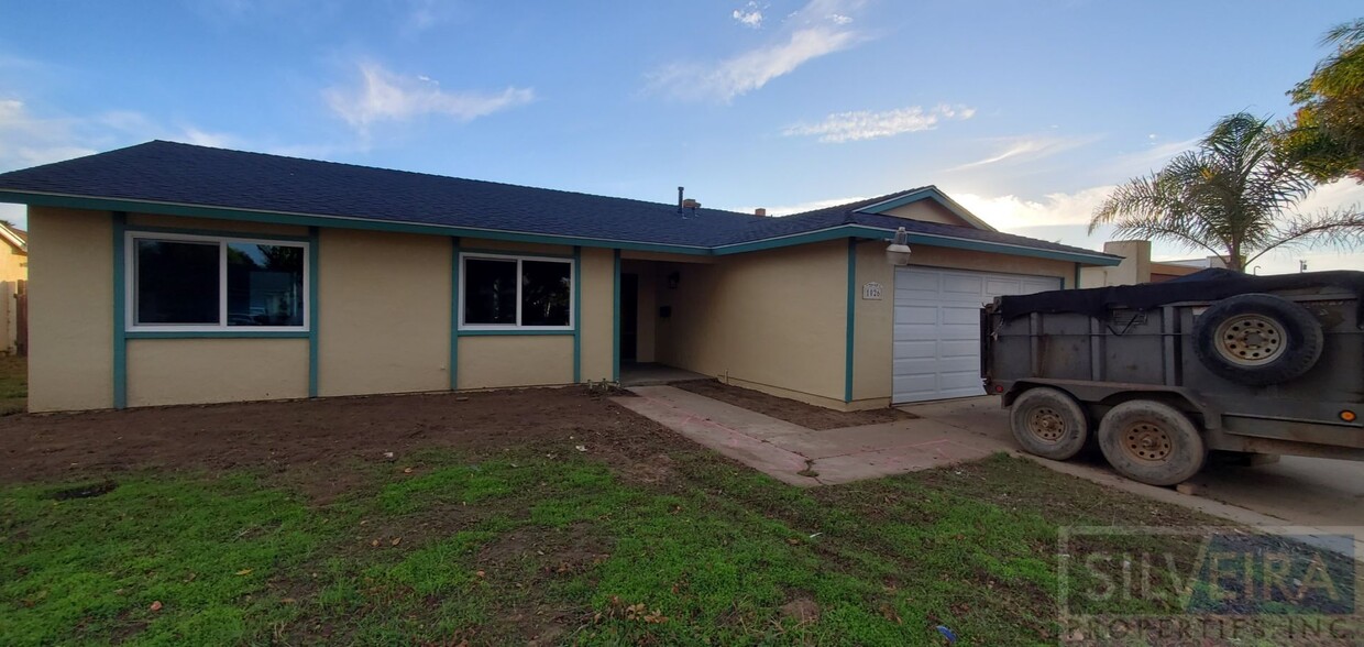 Primary Photo - Three Bedroom Home In Santa Maria!