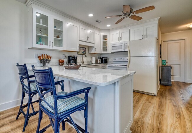 Foto del edificio - PRICE REDUCED- MY HAPPY PLACE 2.0 NOW WELCOMING YOUR FURRY FRIENDS