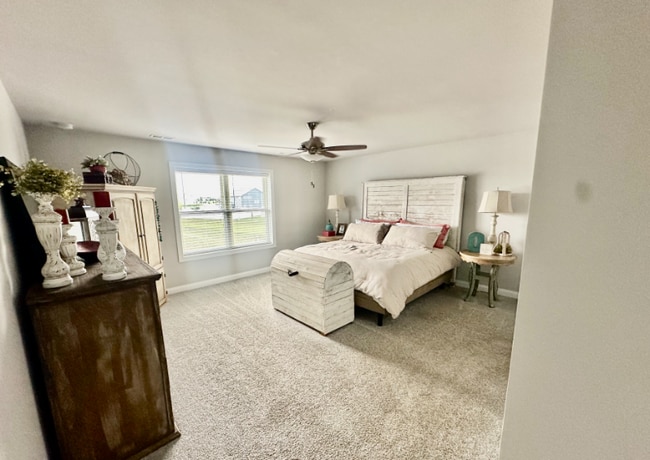 Building Photo - 9945 Beacon Pointe Ln