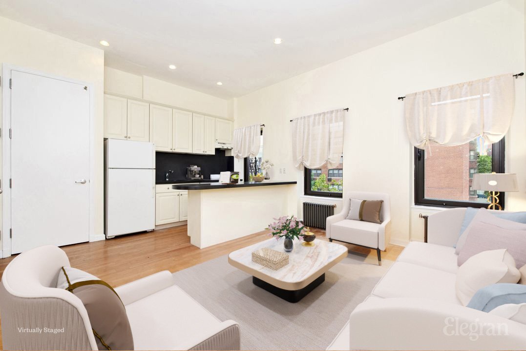 Foto principal - 200 E 35th St