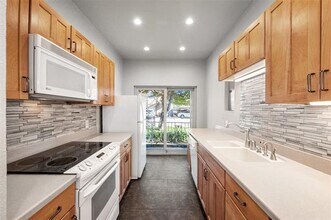 Building Photo - 4420 Harlanwood Dr