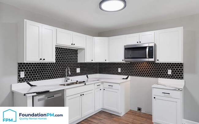 Foto del edificio - 3830 Burr Rd