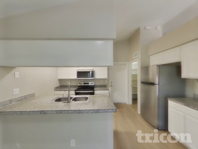 Foto del edificio - 7321 N 69th Ave