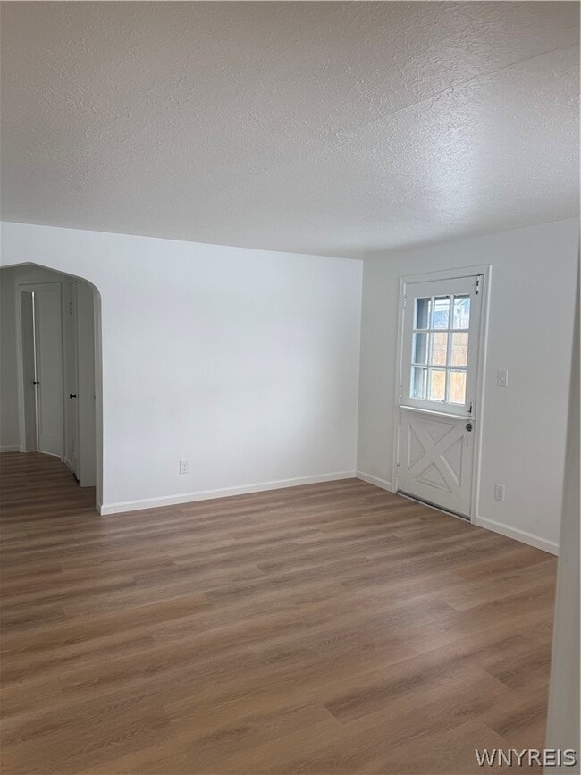 Building Photo - 156 Hoover Ave